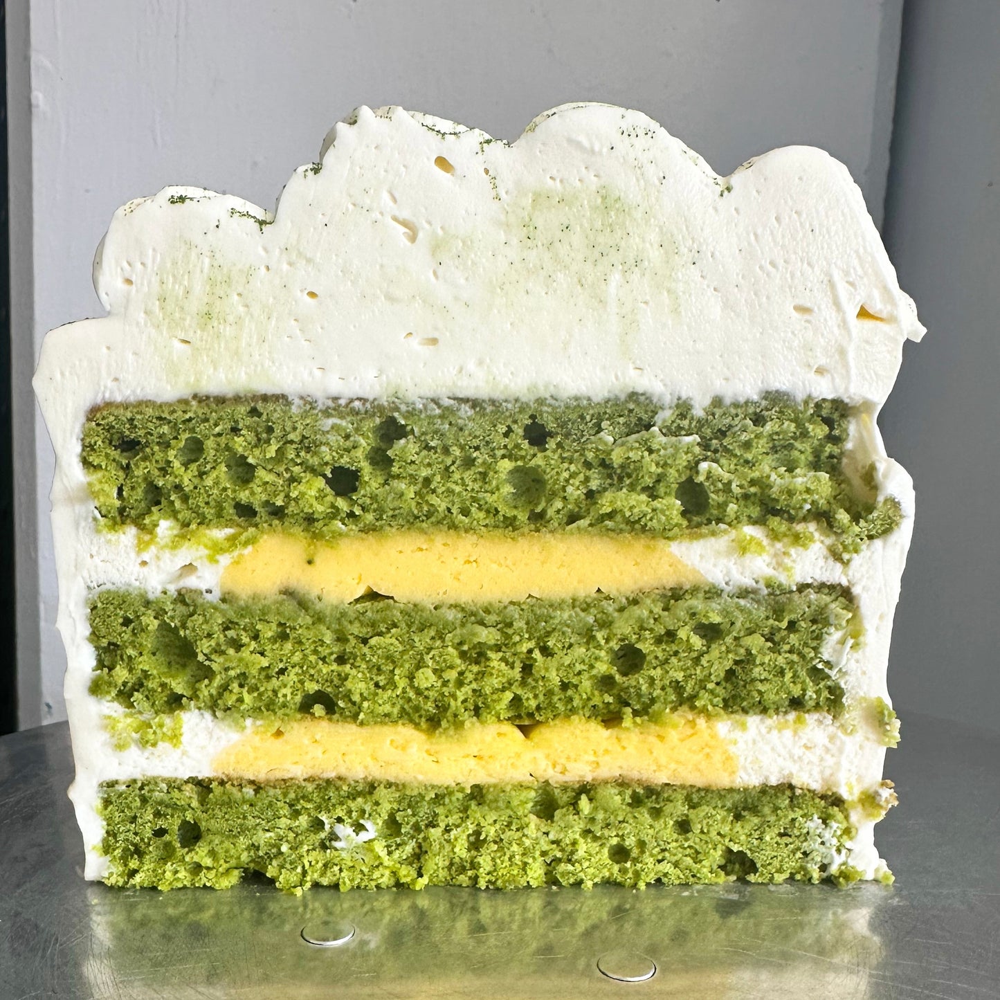 Gâteau monté matcha et fruit de la passion